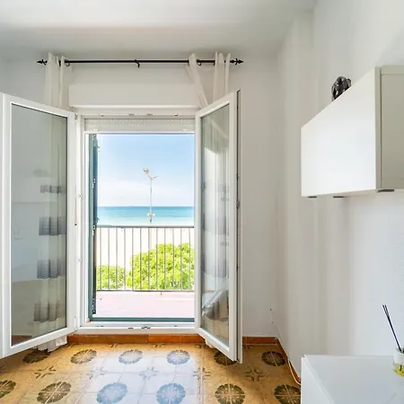 Estudio Acuario Frente Mar דירה
