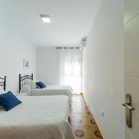 Estudio Acuario Frente Mar ברבטה
